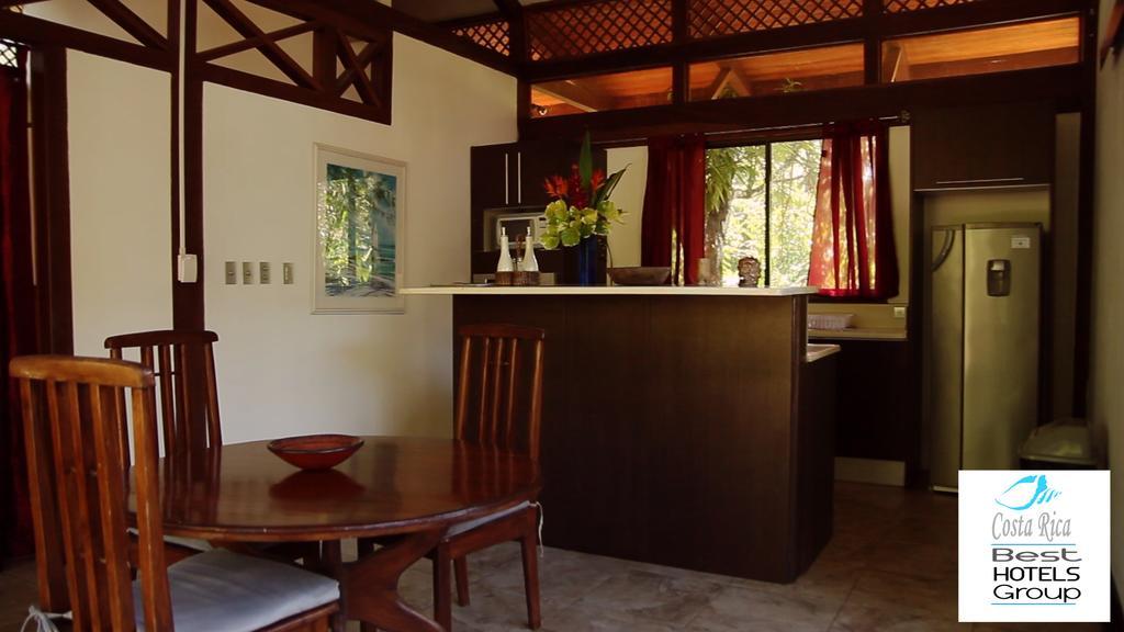 Kenaki Lodge Puerto Viejo de Talamanca Dış mekan fotoğraf