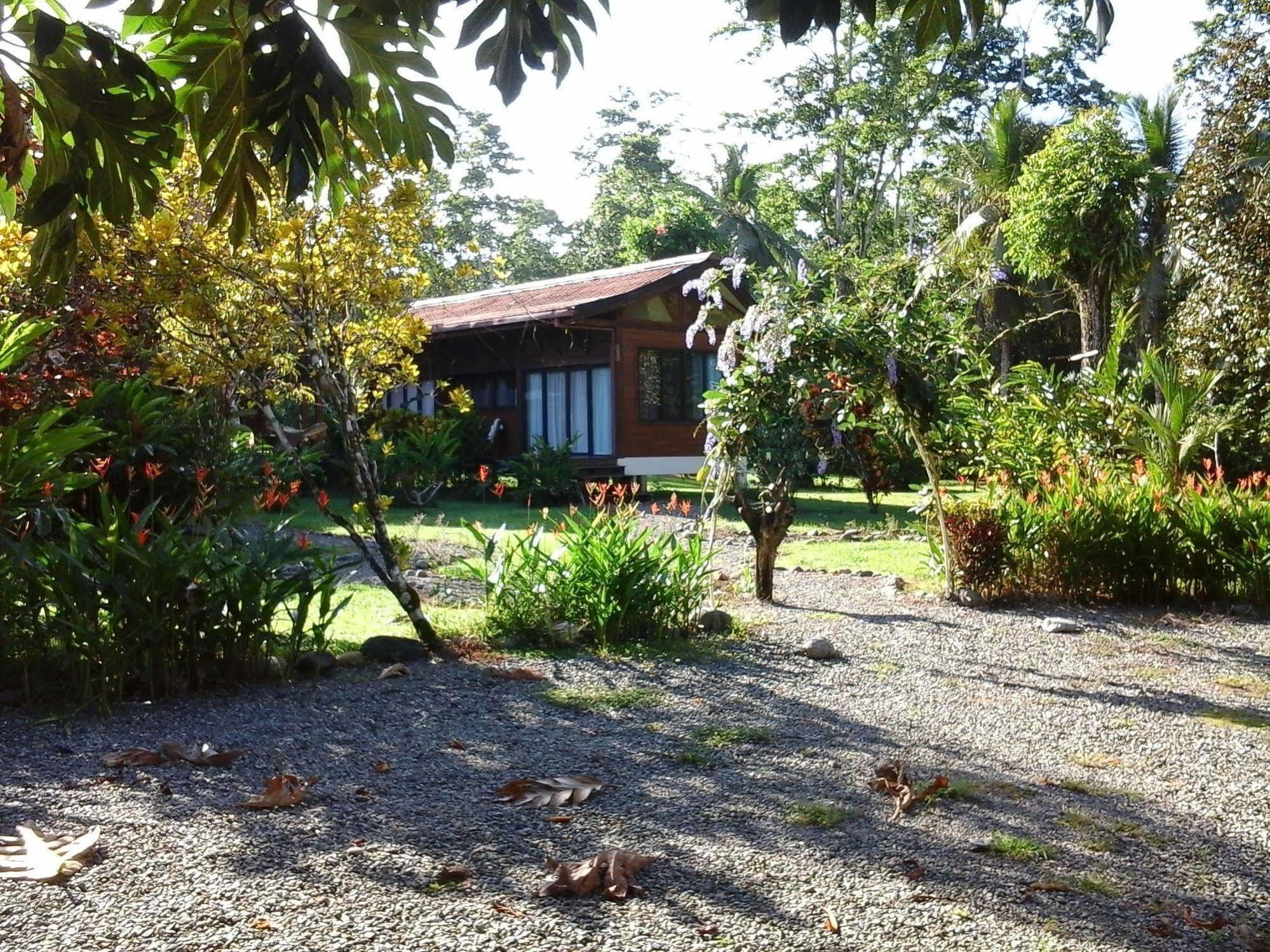 Kenaki Lodge Puerto Viejo de Talamanca Dış mekan fotoğraf